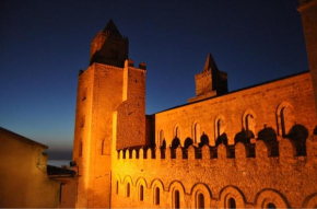 Casa Monteleone al Duomo, Cefalù